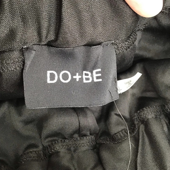 DO + BE Women’s Sequined High Rise Elastic Waist Shorts Party Disco NWT Size L - Picture 4 of 7